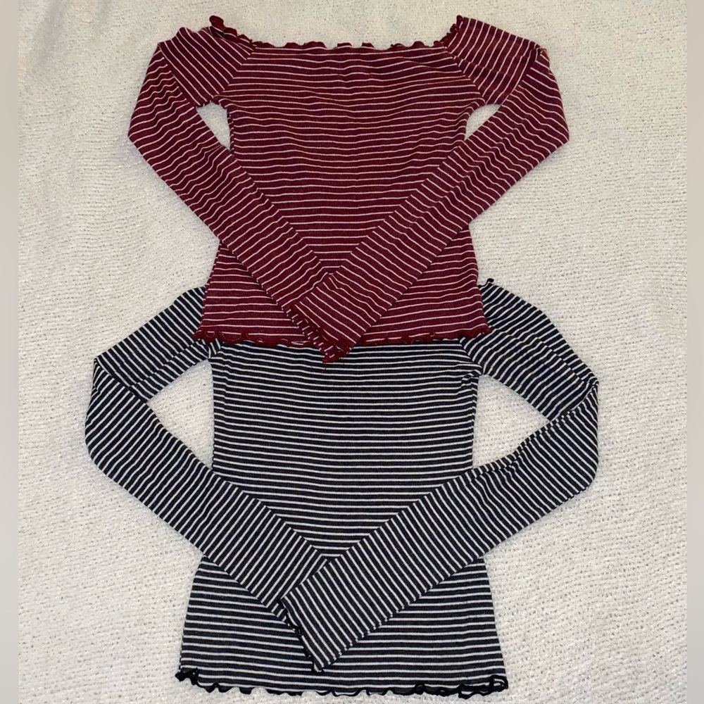Hollister Off-the shoulder Long Sleeve Tops
